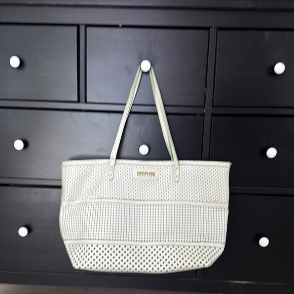 Light Green Pastel Perforated Tote Bag - Picture 2 of 9
